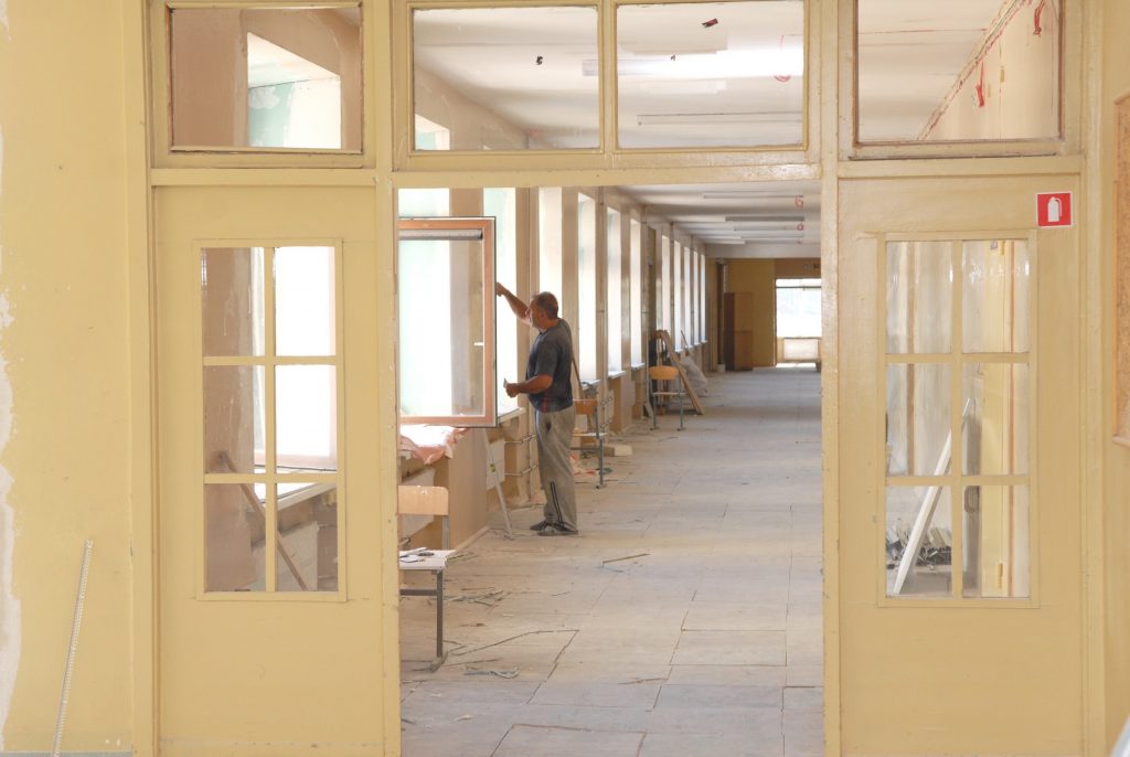 Sostinėje modernizuojamos 18 mokyklų