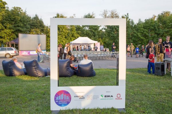 Vilniuje startavo festivalis „Ne-miegantys Vilniaus rajonai”