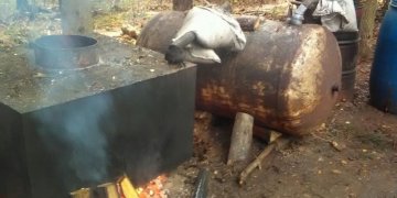 „Darbų įkarštyje“ sulaikytas naminukės virėjas