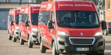 Sostinės viešojo transporto kontrolieriams – nauji automobiliai