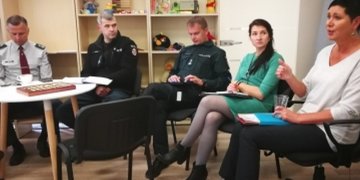 Bendros vaiko teisių apsaugos specialistų bei teisėsaugos pareigūnų pastangos saugo ir gina vaikus
