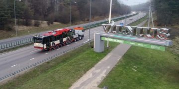 Naujieji troleibusai jau atvyksta į Vilnių – pamatykite pirmojo kelionę