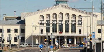 Sostinės oro uoste VSAT pareigūnai sulaikė teisingumo vengusį vyrą