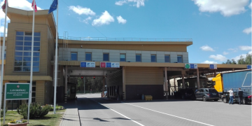 Lavoriškių pasieniečiai išaiškino dvi mikroautobusų dokumentų klastotes