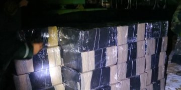 Iš Baltarusijos įvažiavusiame traukinyje su trąšomis pasieniečiai vėl aptiko kontrabandos