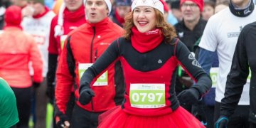 Sostinės gatvėmis bėgs 3 tūkst. Kalėdų senelių ir Snieguolių