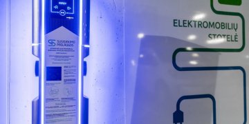Vilniuje bus įrengta apie 60 elektromobilių įkrovimo stotelių