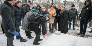 Vilniaus istorinių Rasų kapinių restauravimui – ekspertų iš Lenkijos dėmesys