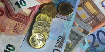 Investavimo vertė: šeimos turtą galima užauginti ir su keliasdešimt eurų per mėnesį