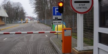 Tadžiko pase – suklastoti latviški sienos kirtimo spaudai