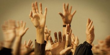 Siūloma griežtinti politinių partijų ir politinių kampanijų finansavimo tvarką