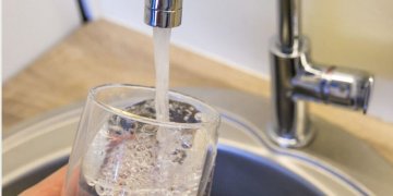 Nuo sausio 1 d. Vilniaus rajono gyventojai už vandenį ir nuotekas mokės mažiau