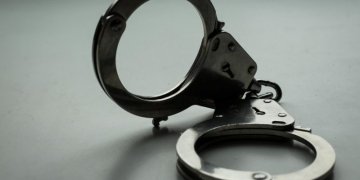 Su įkalčiais patruliams įkliuvo vagis