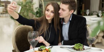 Valentino dieną restoranų rezervacijos muša metų rekordus