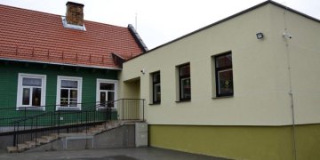 Vilniaus rajono Bezdonių „Saulėtekio“ pagrindinėje mokykloje – iškilmingai atidarytas mokyklos priestatas