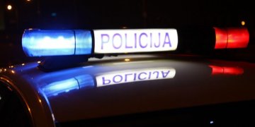 Neblaivaus vyro vairuojamas BMW sukėlė avariją, sužalotas ir kito automobilio vairuotojas