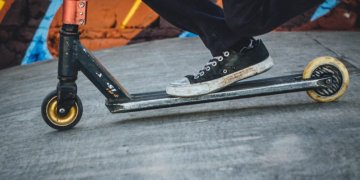 Elektrinis paspirtukas irgi transporto priemonė