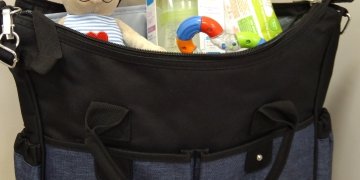 Nuo šiol vaiko teisių apsaugos specialistų automobiliuose – būtiniausi daiktai vaikui