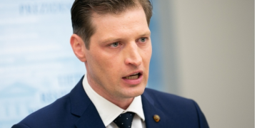 Prezidentė paskyrė K. Mažeiką aplinkos ministru