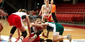 Aštuoniolikmečių čempionate triumfavo „Žalgirio“ merginos ir iš NKL žaidėjų sudaryta Vilniaus krepšinio mokykla