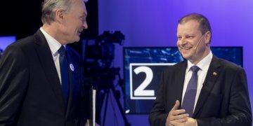 S. Skvernelis susitinka su G. Nausėda aptarti politinę situaciją