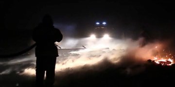 Vilniaus ir Trakų rajonuose per gaisrus sudegė septyni automobiliai ir traktorius