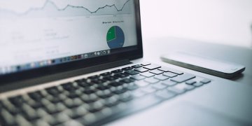 Balsavimas iš anksto Respublikos Prezidento rinkimuose ir referendumuose: pirmoji diena