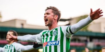 S.MIKOLIŪNAS: „ČEMPIONATAS ILGAS, KOL KAS NEREIKIA ŽIŪRĖTI Į LENTELĘ“