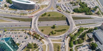 Konstitucijos pr., Geležinio Vilko ir T. Narbuto g. žiedu vairuosime saugiau, tačiau teks pakentėti