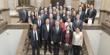 Vilnius – pasauliui: R. Šimašius pristatė naujosios kadencijos darbus 30 šalių ambasadoriams