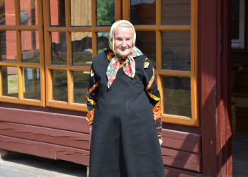 Sveikinimai šimtametei Stanislavai iš Kaniūkų kaimo