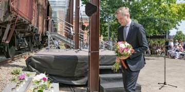 Naujosios Vilnios memoriale – atminimo valanda su tremtinių liudijimais