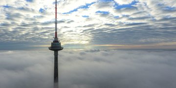 Šią savaitę dažoma Vilniaus televizijos bokšto antena, sostinėje galimi signalo sutrikimai