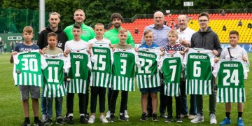 FABIJONIŠKIŲ MOKYKLOS KOMANDAI – VARDINIAI „ŽALGIRIO“ MARŠKINĖLIAI