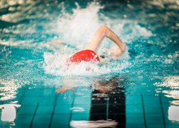 Vilniuje startuoja registracija į plaukimo treniruotes su žinomais treneriais