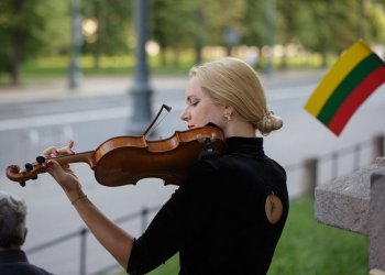 Žinomi Lietuvos žmonės originaliai pagerbė Generolo Vėtros atiminimą