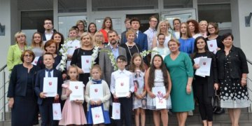 „Geriausias mokinys 2019“ titulą pelnė 98 gabiausi Vilniaus rajono mokiniai