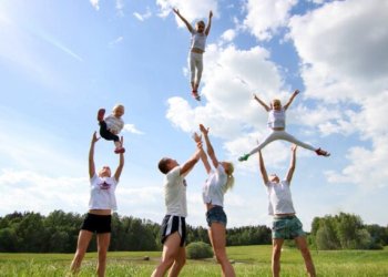 Sostinė kviečia pasinaudoti 15 eurų krepšeliu prasmingoms vaikų veikloms