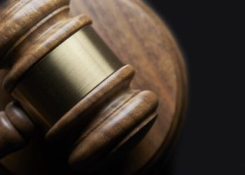 Teismas atidėjo pirmą posėdį „MG Baltic“ byloje prieš valstybę