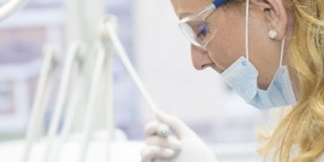 Pirmieji bandomojo projekto mėnesiai teikiant mobilias odontologijos paslaugas neįgaliesiems viršija lūkesčius