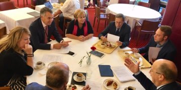 Lietuvoje išrinkti europarlamentai buriasi į bendrą klubą