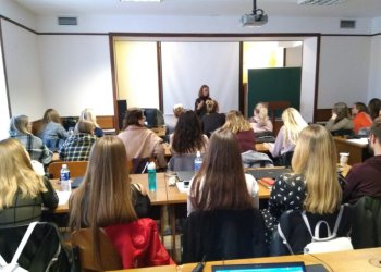 Vilniaus universiteto studentai pasidalinti patirtimi pasikvietė vaiko teisių apsaugos specialistus