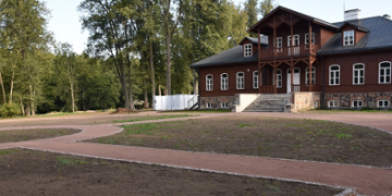 Atnaujinamas Vilkiškių dvaro parkas