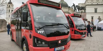 Ekologiška viešojo transporto revoliucija – Vilniuje pristatyti pirmieji Lietuvoje elektriniai autobusai