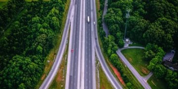 Magistralėje Vilnius-Kaunas bus įrengti informuojantys ženklai