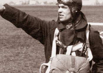 Sostinės valdžia gatvę Naujininkuose pavadino lakūno R. Marcinkaus vardu