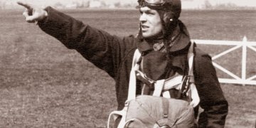 Sostinės valdžia gatvę Naujininkuose pavadino lakūno R. Marcinkaus vardu