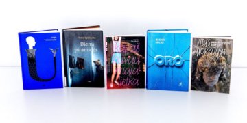 Metų knygos rinkimai: skelbiami įdomiausių kūrinių penketukai