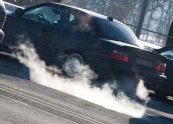 Pritarta siūlymui nustatyti mokestį už transporto priemonių keliamą taršą