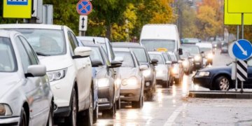 Valstybinių kelių priežiūra atiduodama be konkurso, VPT rankos surištos